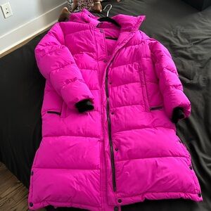 Bcbg long hooded puffer coat